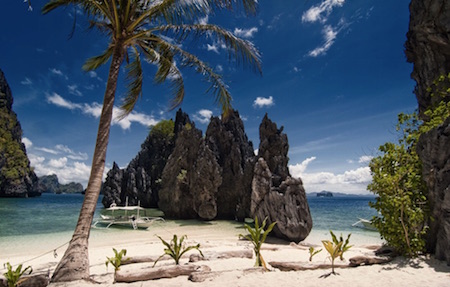 El Nido Escape: Where Limestone Peaks Meet Crystal Blue Dreams