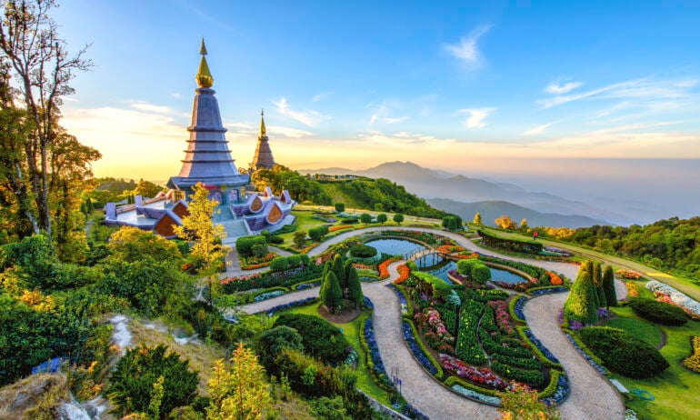 Thailand: The Perfect Blend of Luxury and Budget-Friendly Adventure