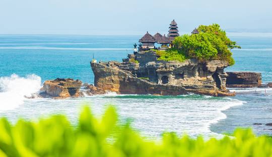 🌴 Bali: The Island of Gods Awaits You