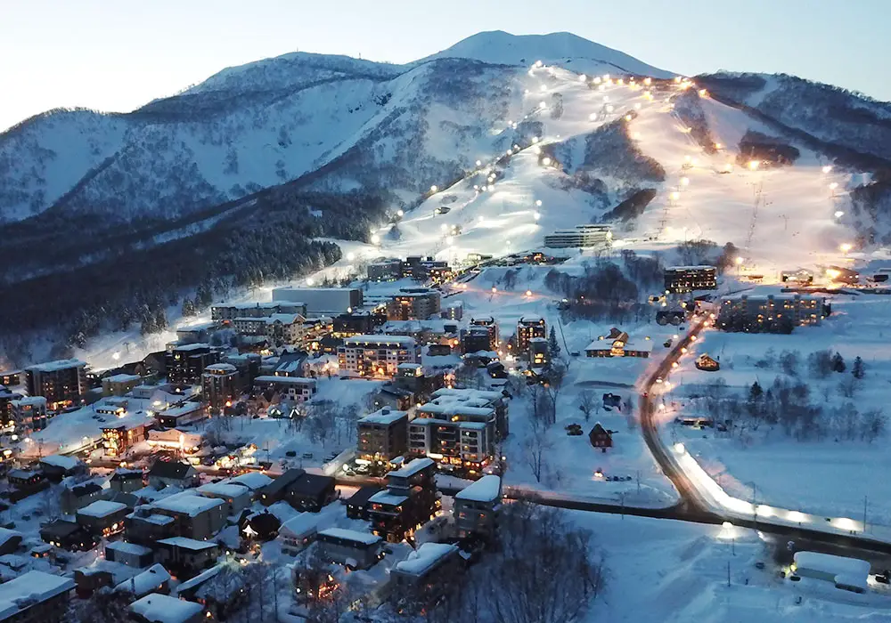 Niseko: Japan’s Snow-Covered Escape for Adventure and Tranquility