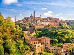 Unwind in Tuscan Paradise: Your Summer Wellness & Culinary Retreat