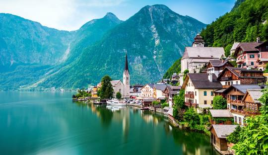 Hallstatt: Austria’s Lakefront Fairytale in the Heart of the Alps