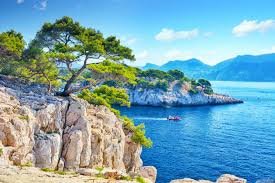 Marseille: France’s Sun-Kissed Port of Culture and Coastline