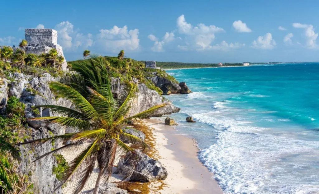 Tulum Unveiled: Beachfront Bliss, Mayan Ruins, and Eco-Chic Vibes in Mexico