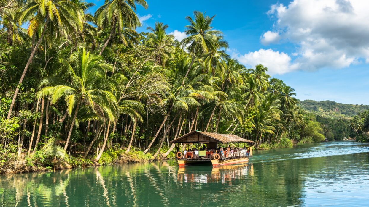 Bohol: The Philippine Island of Chocolate Hills, Pristine Beaches, and Tarsiers