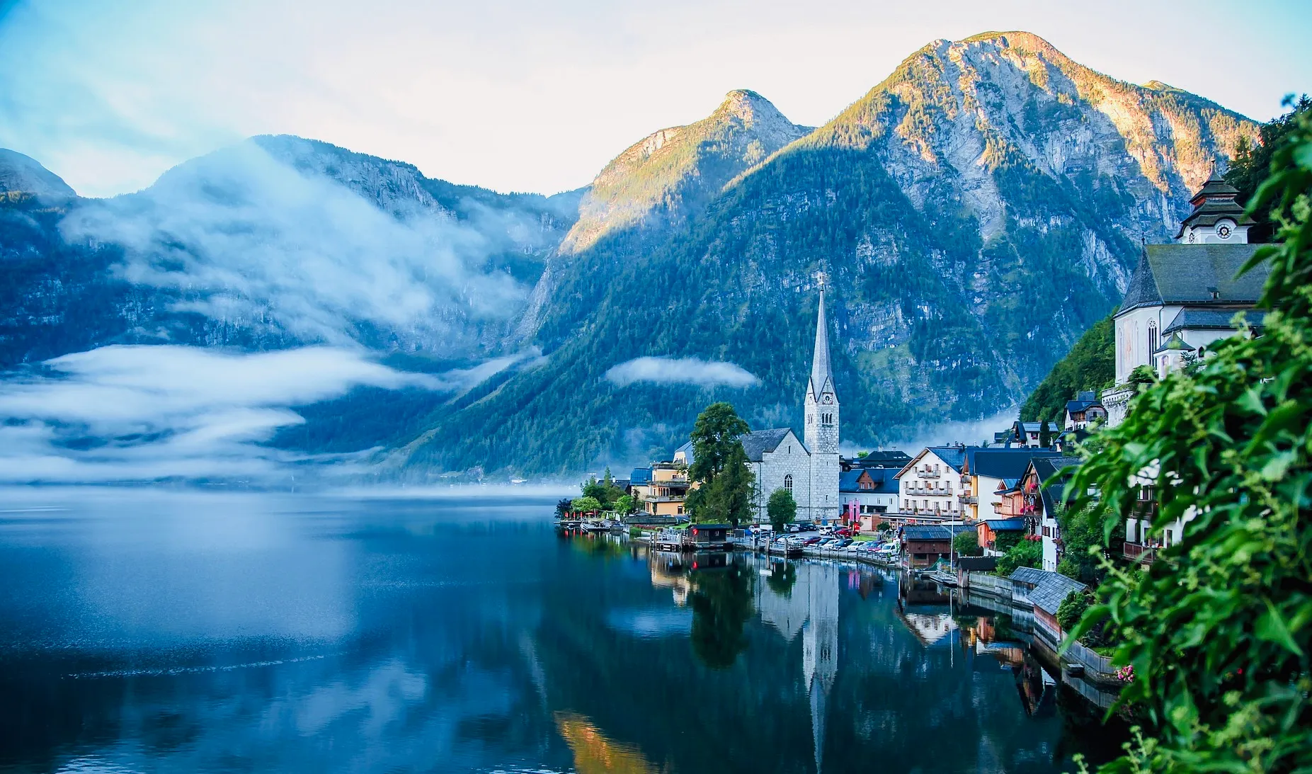 Hallstatt: The Alpine Dream with a Touch of Magic