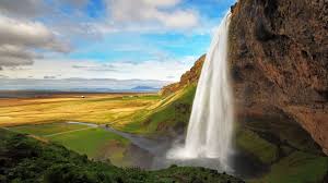 Reykjavík Revealed: Iceland’s Cool Capital of Fire, Ice, and Northern Lights