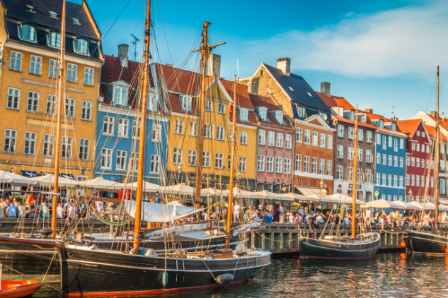 Top 7 Christmas Destinations Around the World