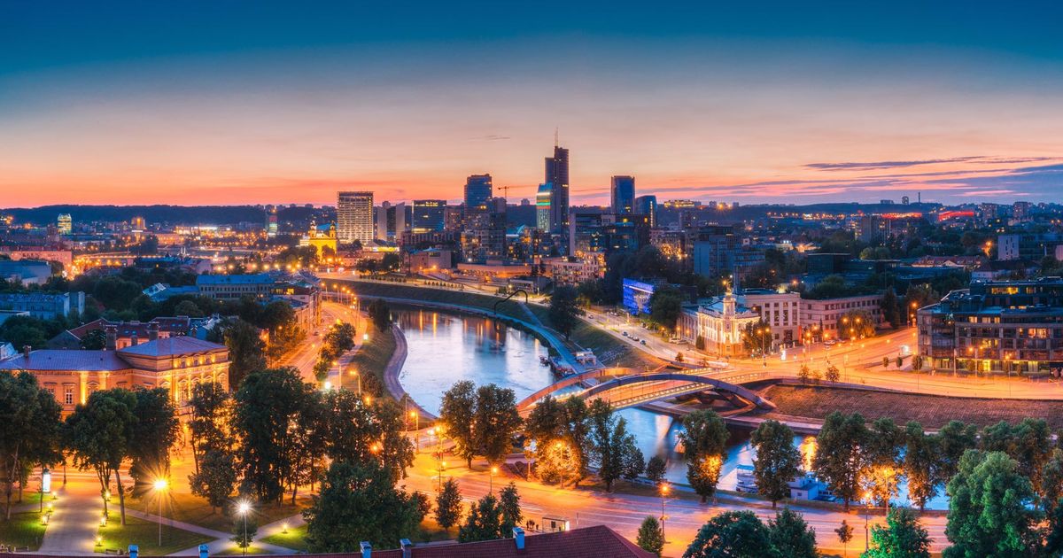 Vilnius Unveiled: A Baroque Canvas with a Rebel Heart