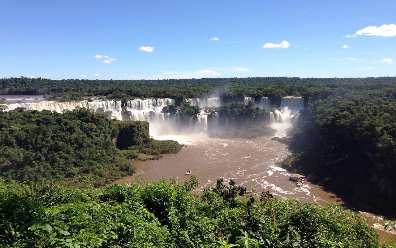 Argentina: Where Passion Meets Nature — A Land of Tango, Mountains, and Wonders